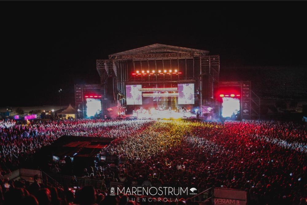 Paseo Maritimo Los Boliches. فوينخيرولا المظهر الخارجي الصورة